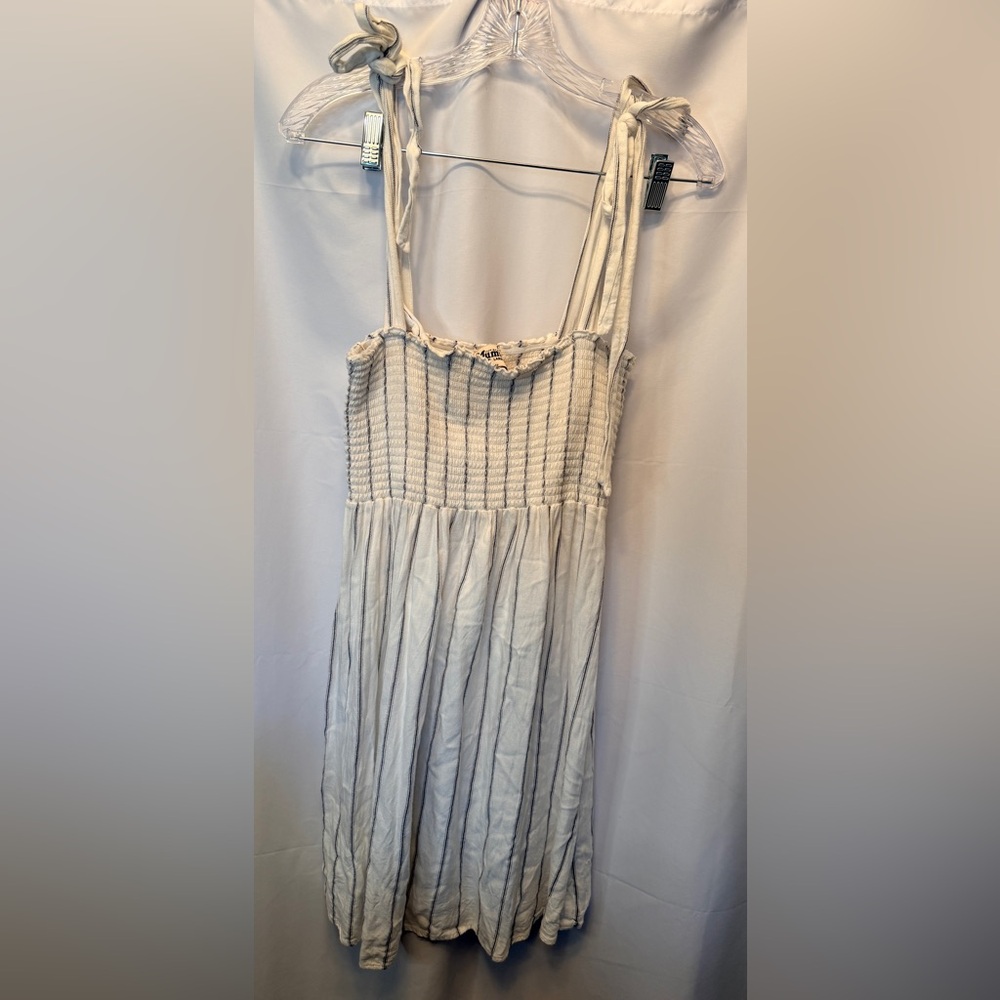 Show Me Your Mumu Women’s Size Large Ivory Blue Striped Shoulder Tie Sundress
